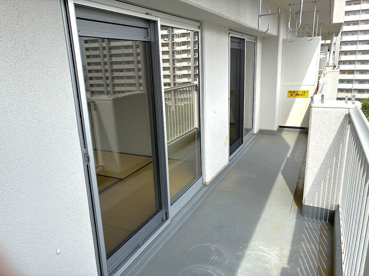 昭島つつじが丘ハイツ７号棟他４棟窓建具改修工事